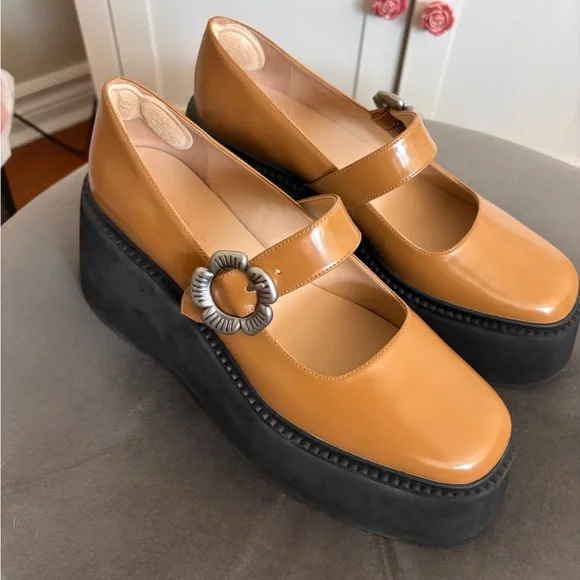 COACH - Platform Mary Jane Loafer in Tan - Picture 2 of 4